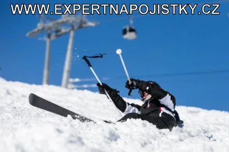 Muž spadl při jízdě na lyžích